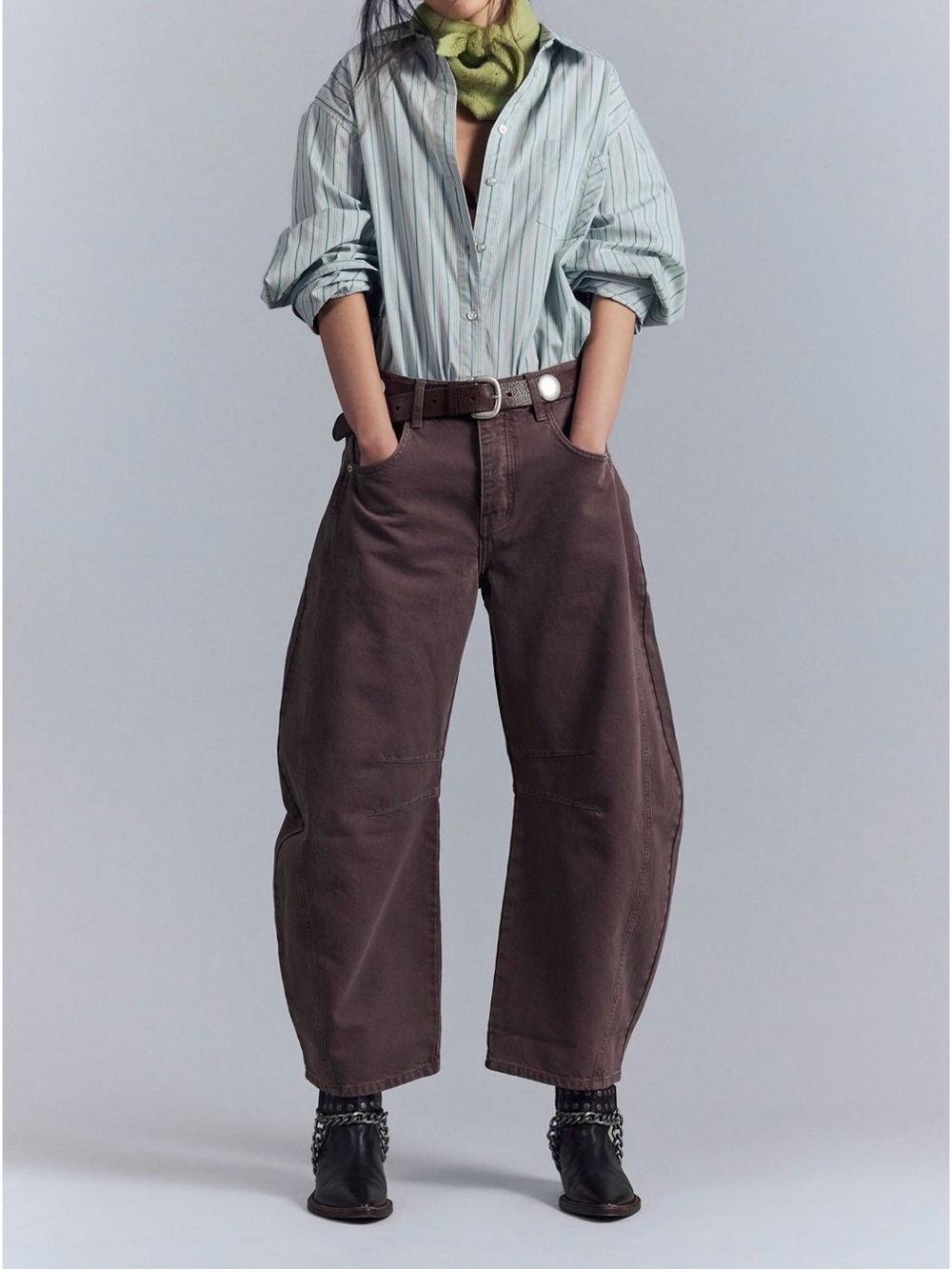 Free People Good Luck Mid Rise Barrel Jean size 29 in chocolate mousse color.